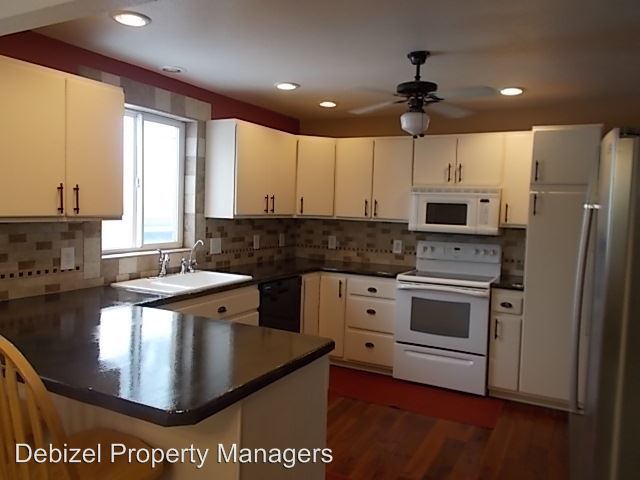 Foto del edificio - 1008 E 6th St