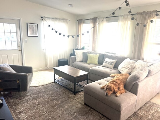 Building Photo - 1659 Inspiration Dr