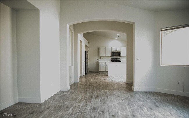 Foto del edificio - 3438 Blue Ash Ln