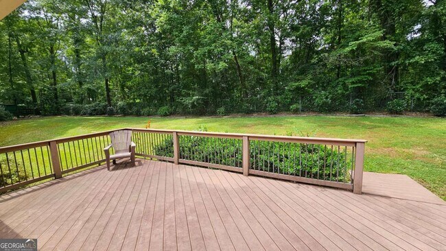 Foto del edificio - 810 Joy Dr