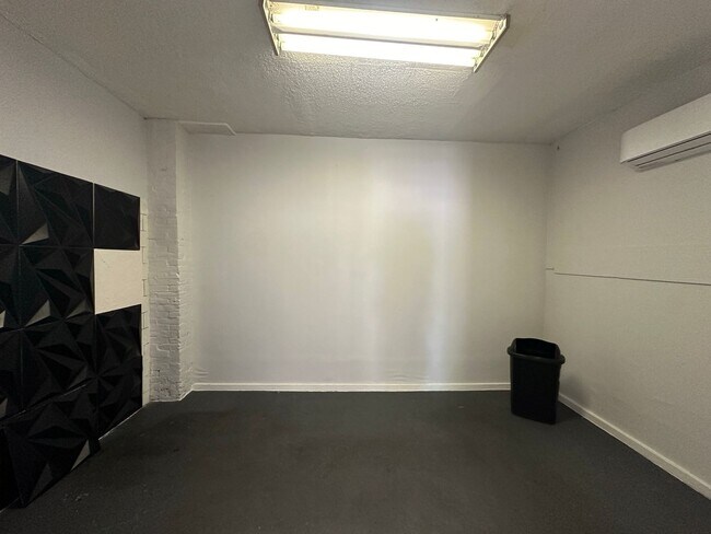 Foto del edificio - 4359 N 9th St
