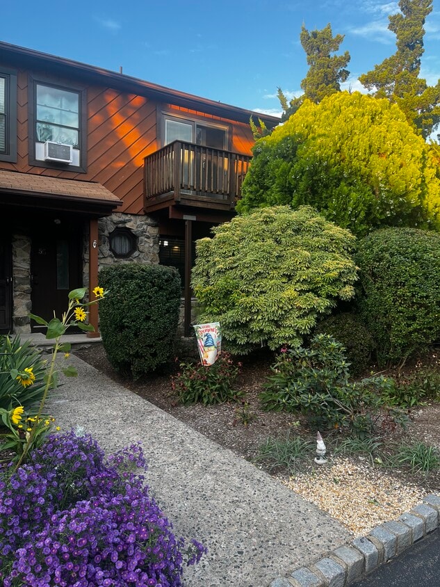Primary Photo - 5G Brookside Hts