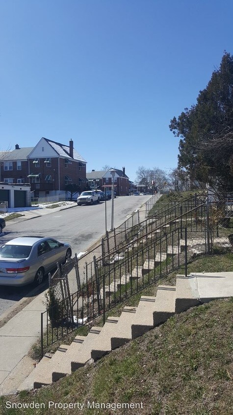 Primary Photo - 3 br, 1 bath House - Rokeby Ave 3928