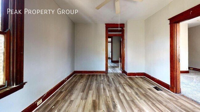Foto del edificio - 2339 Rohs St
