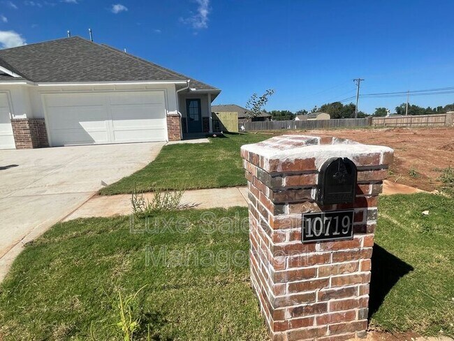 Building Photo - 10719 Lawson Pl Rd