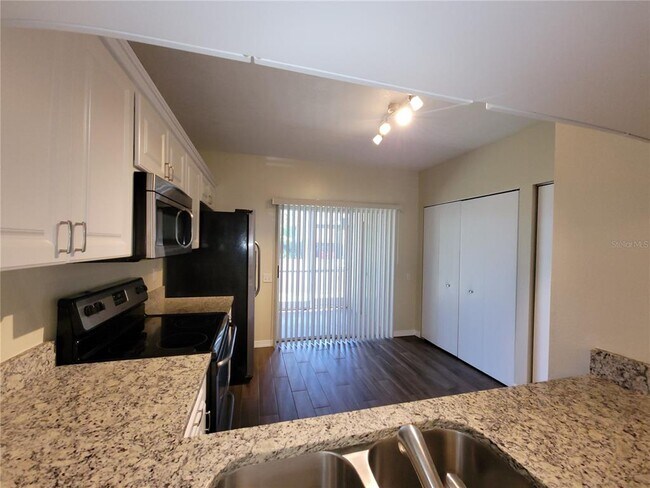 Foto del edificio - 6322 Bayside Key Dr