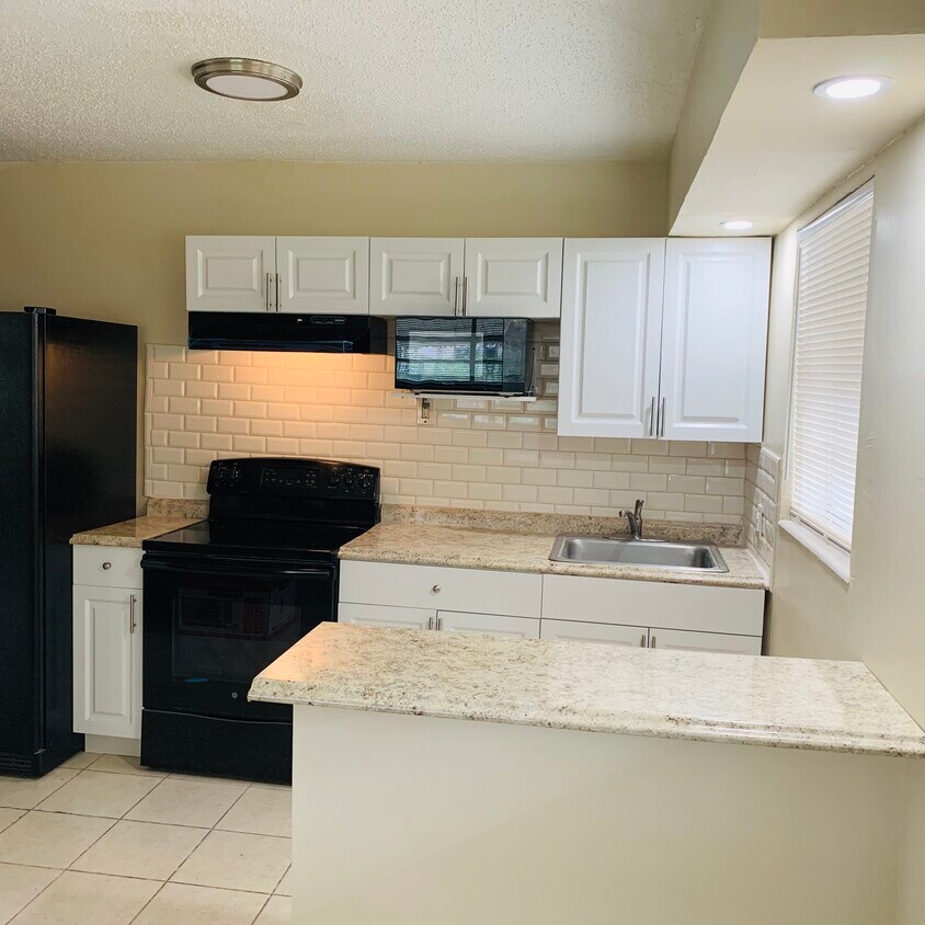 Foto del edificio - 6133 SW 34th St