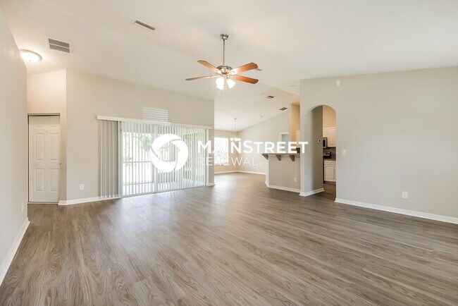 Foto del edificio - 3 Bedroom Pet-Friendly Home in North Port,...