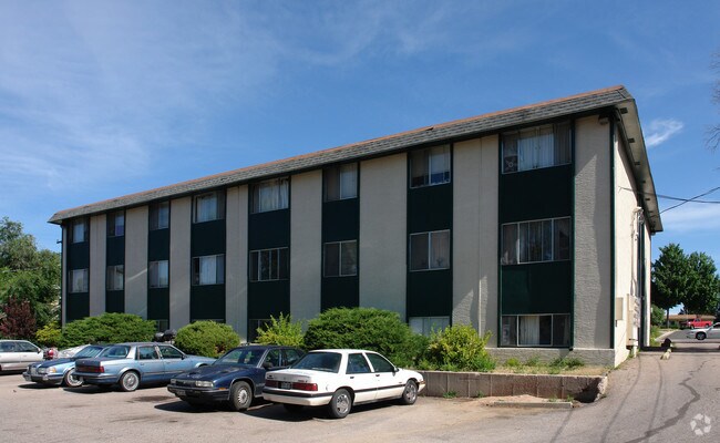 Foto del edificio - Uintah Park Apartments