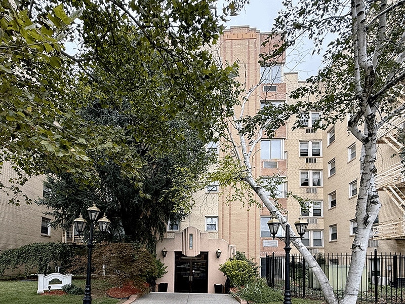 Photo - 19-31 Lyons Ave (Newark, NJ)