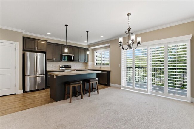 Building Photo - 1225 Wolf Hollow Ln
