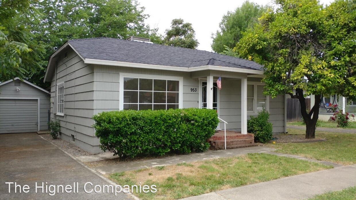 Primary Photo - 3 br, 1.5 bath House - 953 South Street