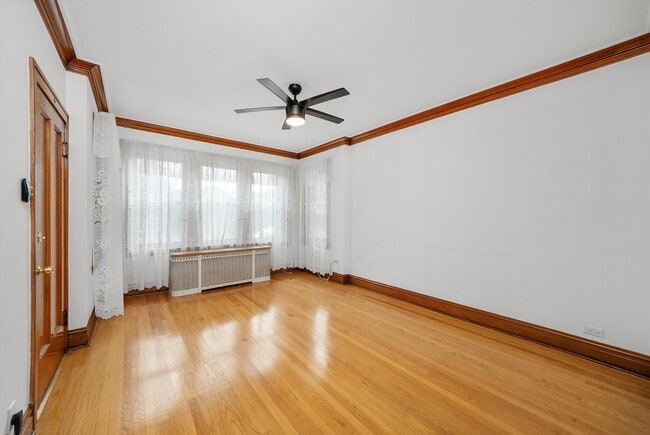 Foto del edificio - 4912 S Komensky Ave