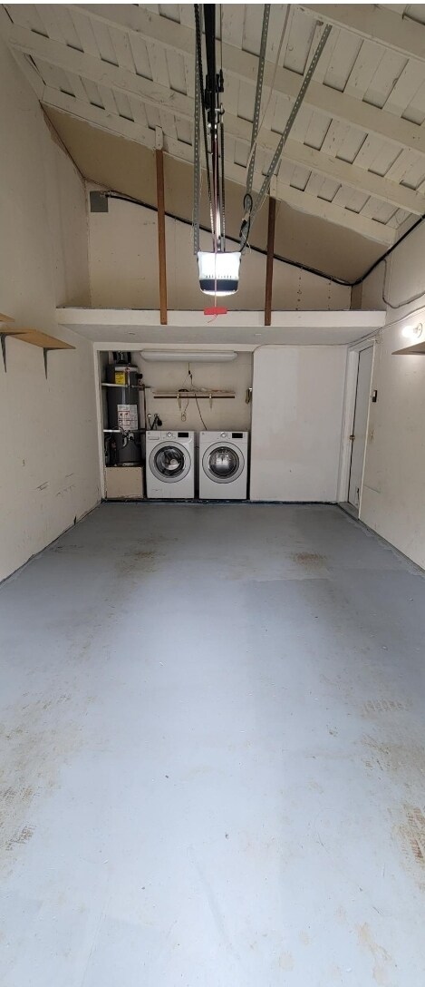 Building Photo - 518 Tewksbury Ave