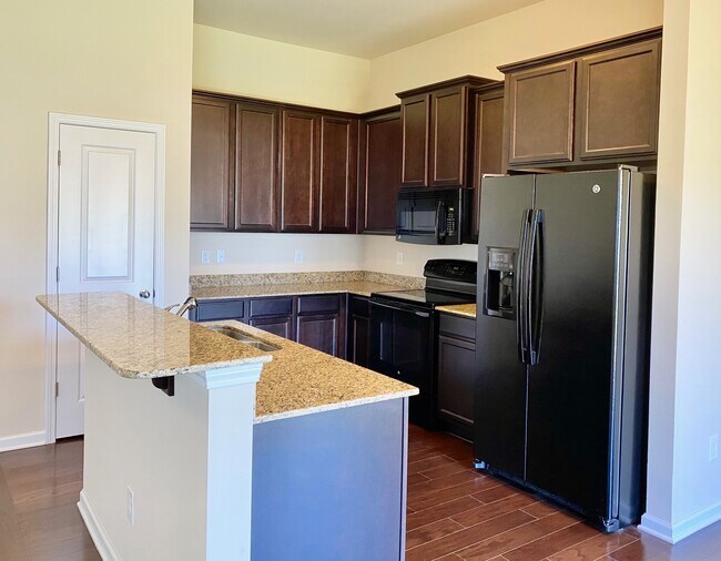 Foto del edificio - 602 Deertrack Run