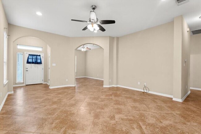 Foto del edificio - 105 Keo Keo Dr