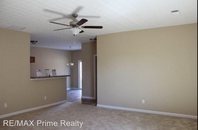 Building Photo - 5 br, 3 bath House - 319 Irish Lane