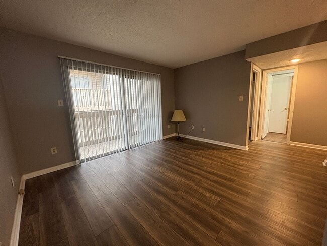 Photo - 1/2 First Full Month's Rent! 2BD/2BA Condo in Whispering Oaks.