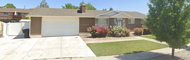 Building Photo - 2636 W Tamra Dr