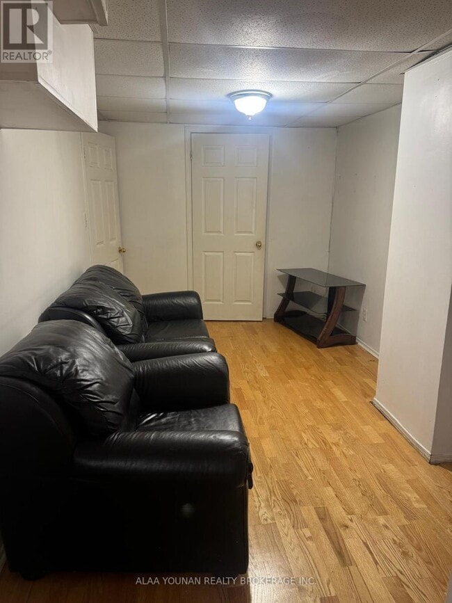 Building Photo - 62 Weather Vane Ln