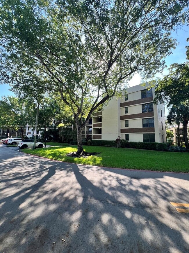 Building Photo - 100 NW 76th Ave