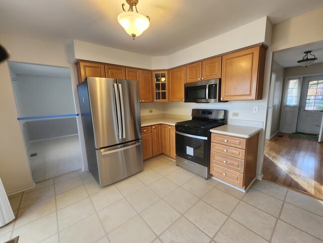 Building Photo - 636 Nordic Ct