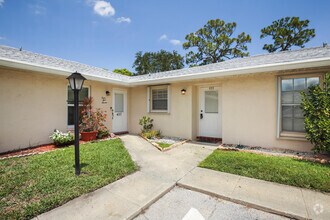 Building Photo - 459 Franconia Cir