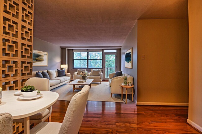 Foto del edificio - 2030 N Adams St