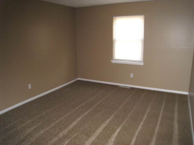 Bdrm 1 - 1323 E 152nd St