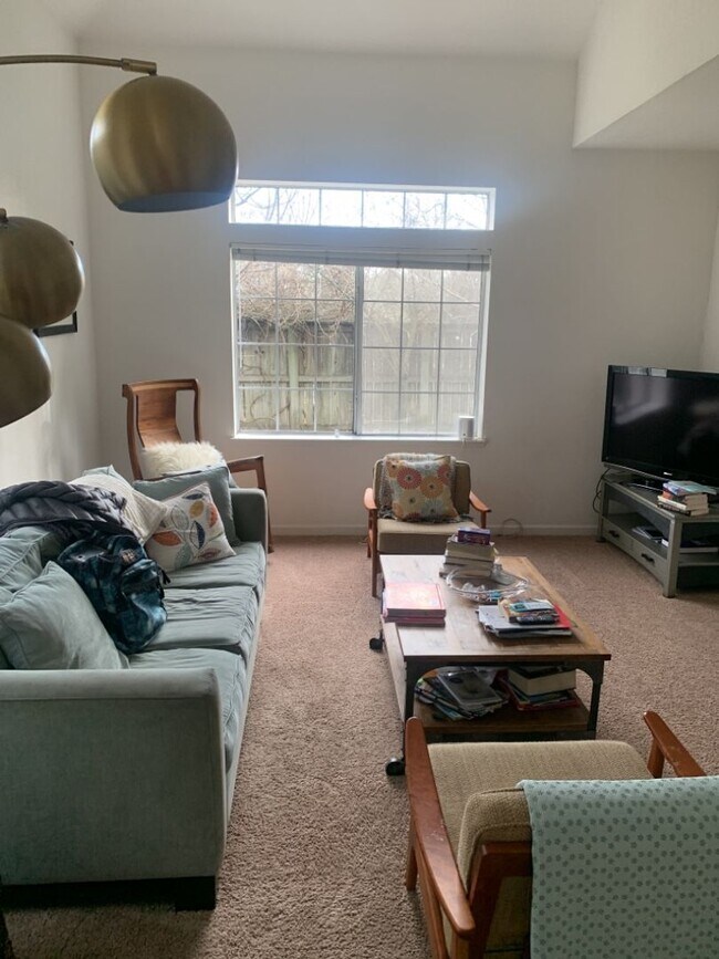 Foto del edificio - Great 3 bedroom 2.5 bath home