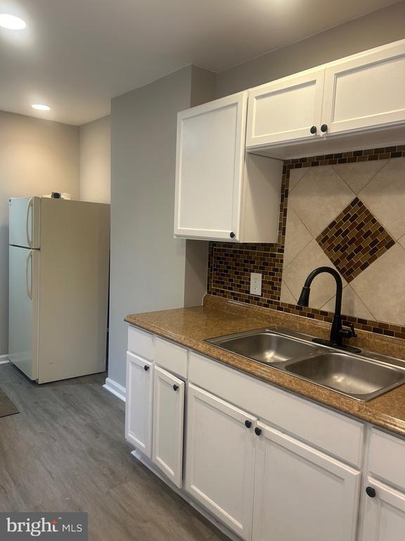 Foto del edificio - 1705 N Mount St