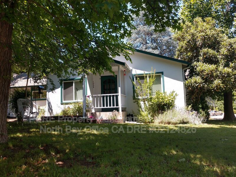 Foto principal - 1338 Helen Ave