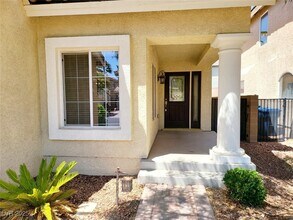 Building Photo - 10885 Fintry Hills St