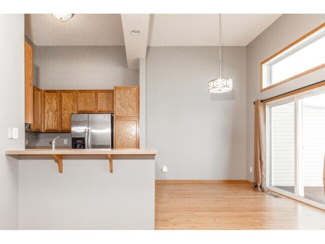 Foto del edificio - 7134 Merrimac Ln N