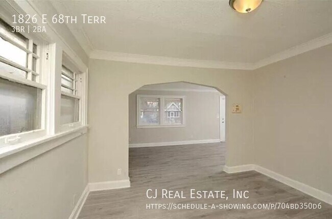 Building Photo - 1826 E 68th Terrace