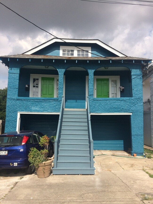 Building Photo - 3421 Milan St
