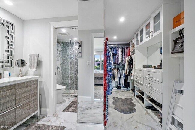 Foto del edificio - 1 br, 1.5 bath Condo - 12 River Rd
