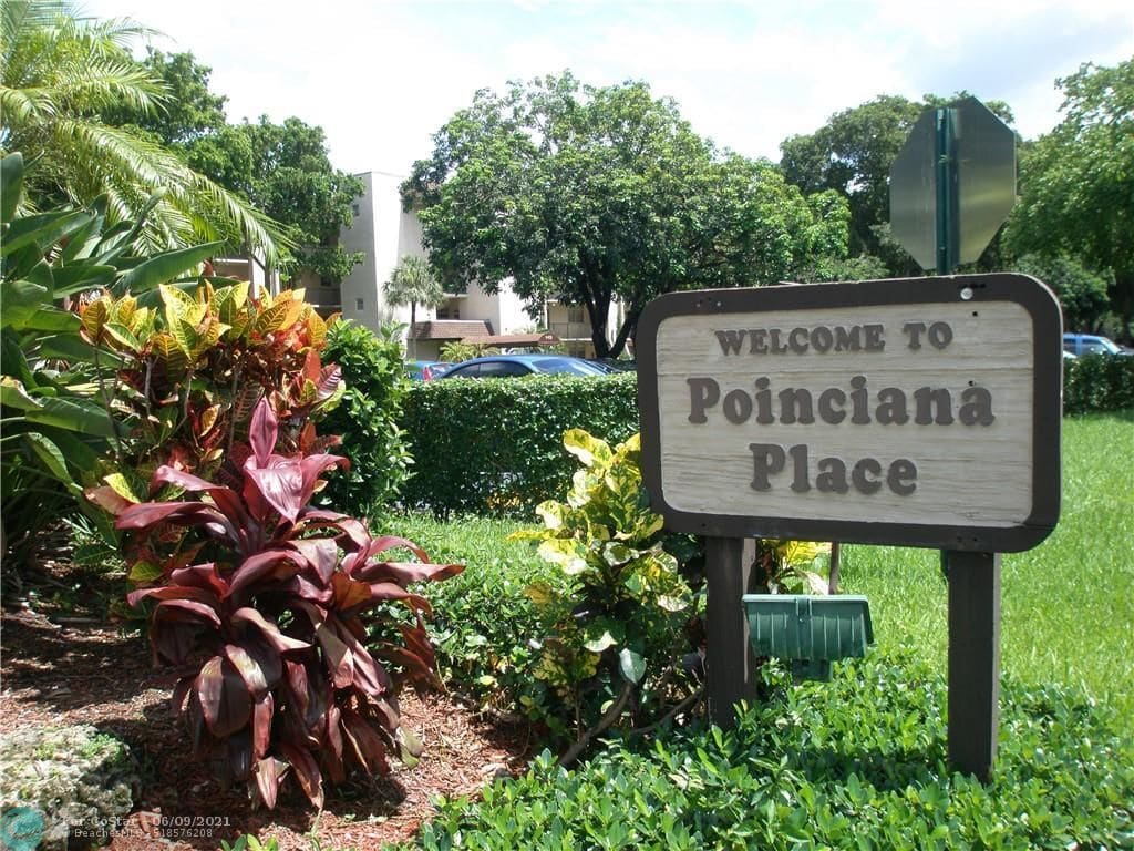 Primary Photo - 9430 Poinciana Pl