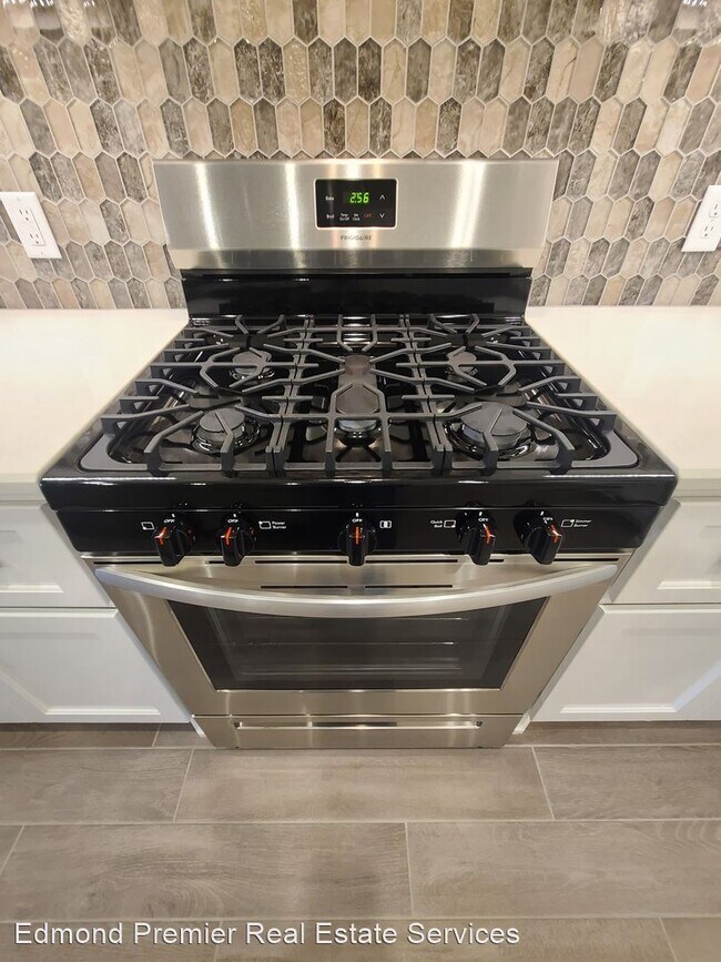 Foto del edificio - 4 br, 2 bath House - 9124 NW 119th St