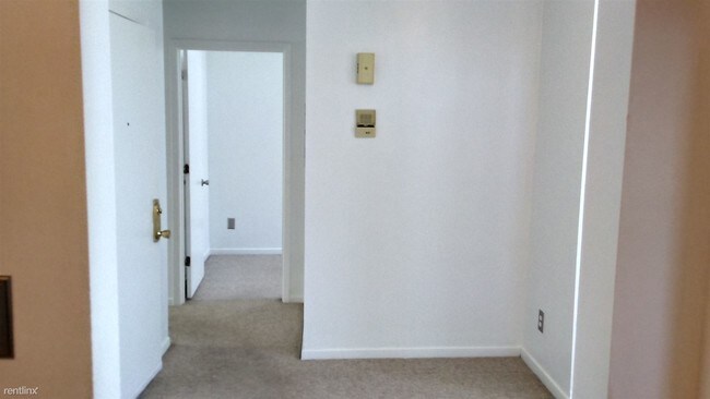 Building Photo - 2 br, 1 bath House - 37941 Euclid Ave 4