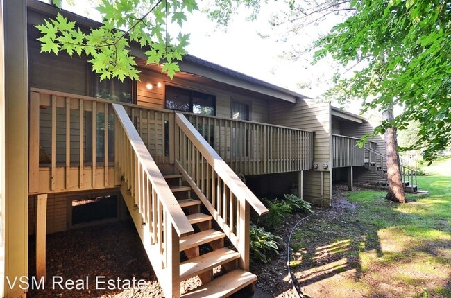 Building Photo - 2 br, 1.5 bath House - 6363 Aspenwood Plaza