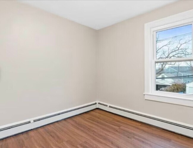 Building Photo - 244 Veazie St