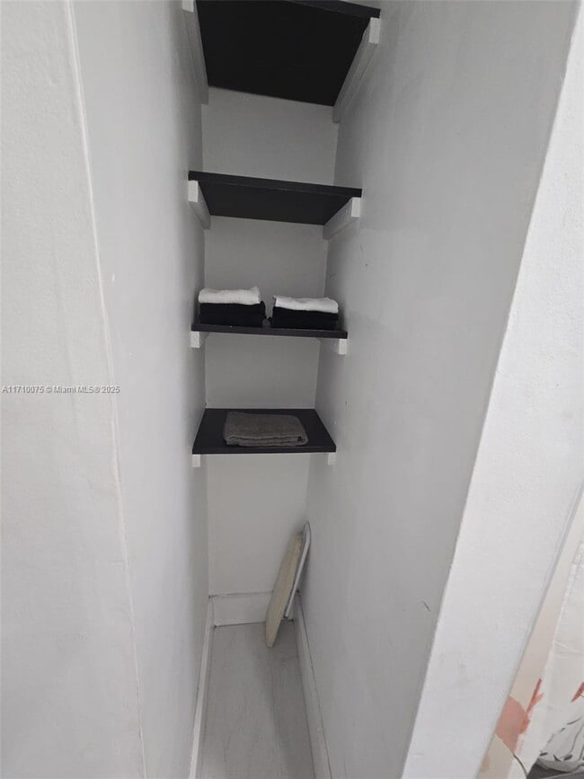 Foto del edificio - 845 NW 3rd St
