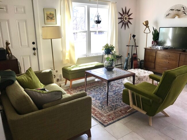 Foto del edificio - 301 N Grant Ave