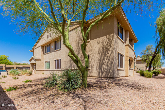 Foto del edificio - 16013 S Desert Foothills Pkwy