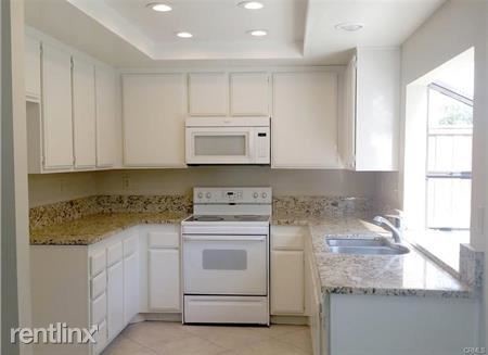 Building Photo - 3 br, 2 bath House - 10 Alba W