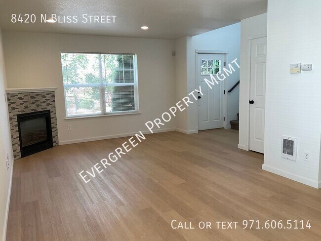 Foto del edificio - NEWLY REMODELED ST.JOHN'S HOME! 4BD/2.5BA ...