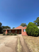 Building Photo - 2616 39th St