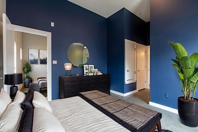 Foto del edificio - Where South Congress Feels Like Home: Apply today & Receive $500 off your first FULL month’s rent!