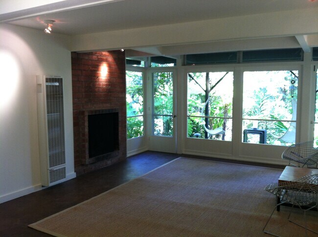 Fireplace / View - 1444 Poppy Peak Dr